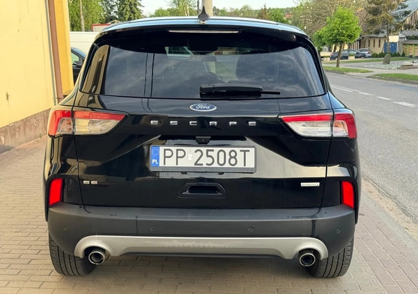 Ford Kuga cena 80000 przebieg: 130000, rok produkcji 2020 z Margonin małe 172